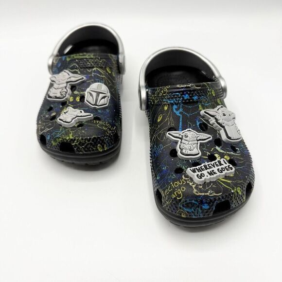 Crocs The Mandalorian The Child Classic Sandals - Kids C10 - Picture 2 of 10